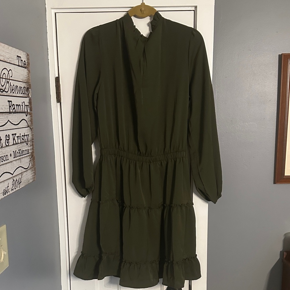 BTFBM Long Sleeve Green Casual Tie Neck Ruffle Tiered A Line Mini Dress, NWT - Picture 8 of 10